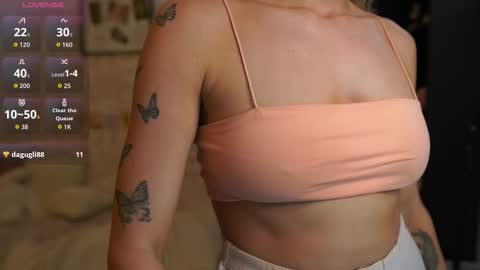 nicolette__shea_ online show from 09-11-25, 09:09