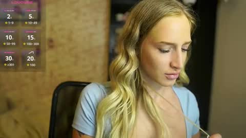 nicolette__shea_ online show from 10-19-25, 01:23