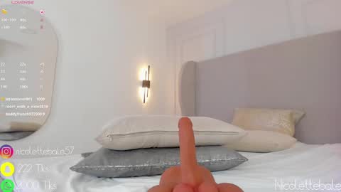 Nicole online show from 02-10-25, 08:10