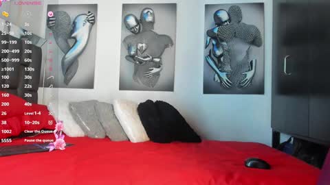 Snapshot of nicolle_hanks1 chatting on 01-14-25, 02:29 nicolle_hanks1 online show from 01-14-25, 02:29