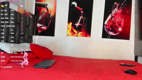 Snapshot of nicolle_hanks1 chatting on 10-23-25, 01:27 nicolle_hanks1 online show from 10-23-25, 01:27