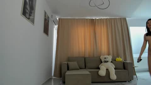 Nicolle online show from 05-25-26, 07:14