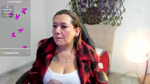 Daniela aponte online show from 04-14-26, 11:27