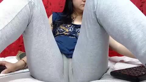 NICOLLE online show from 02-07-26, 09:40