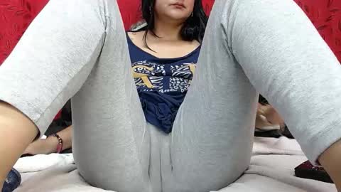 NICOLLE online show from 04-04-26, 09:12