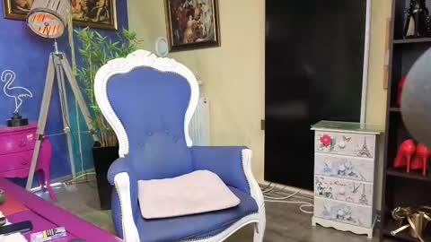 Snapshot of nicollepalmer chatting on 03-05-25, 07:05 Nicolle online show from 03-05-25, 07:05