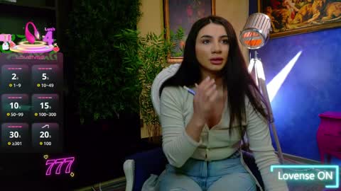 Nicolle online show from 04-07-26, 06:58