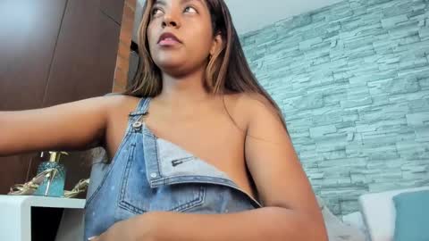 Snapshot of nicollesofia3 chatting on 03-08-25, 12:11 nicollesofia3 online show from 03-08-25, 12:11