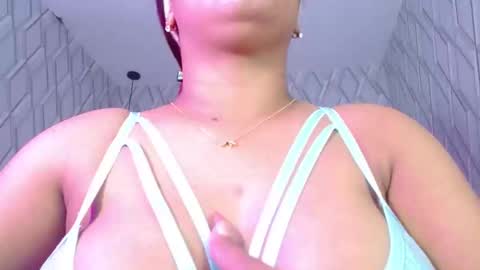 Nicolle Miley online show from 02-20-25, 02:40