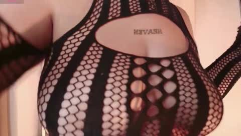 nicolletease online show from 12-02-25, 12:10