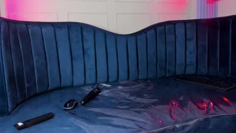 Nicollette Miller online show from 03-04-25, 03:26