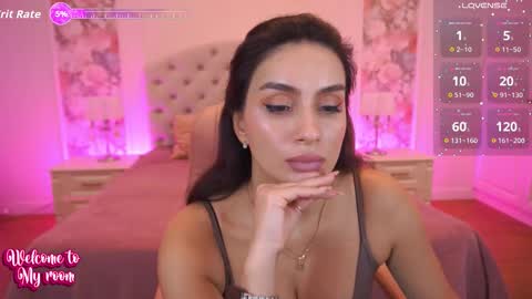 Snapshot of nicolnightt chatting on 12-15-25, 07:23 Nicole online show from 12-15-25, 07:23