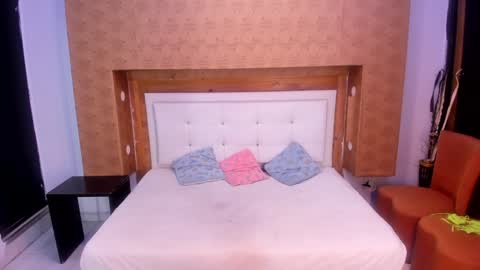 nicolysofi online show from 12-26-24, 10:59