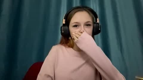 Snapshot of nidadingson chatting on 11-03-25, 03:13 Jenny online show from 11-03-25, 03:13