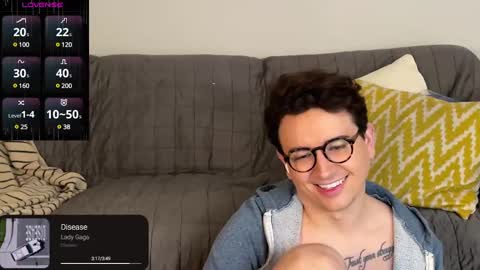 Nigel Hart online show from 12-28-24, 02:33