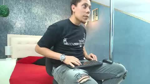 Snapshot of nigh_fire chatting on 05-20-26, 03:45 NIGH FIRE online show from 05-20-26, 03:45