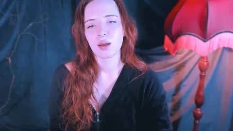 Snapshot of night_liliths chatting on 10-26-25, 05:02 Lilitht online show from 10-26-25, 05:02