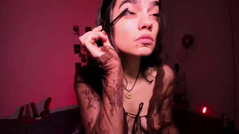 Daisy online show from 11-21-25, 10:03