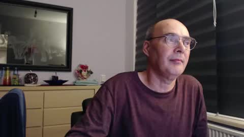 nightkeeper63 online show from 09-28-25, 12:05