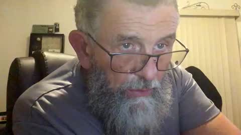 nightmoves1970 online show from 10-30-25, 03:08