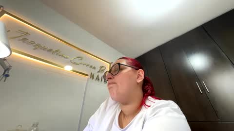 Snapshot of niickyjones chatting on 09-09-25, 06:18 Anni online show from 09-09-25, 06:18