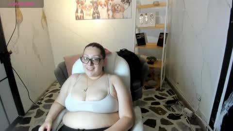 Snapshot of niickyjones chatting on 09-14-25, 08:52 Anni online show from 09-14-25, 08:52