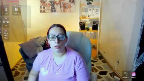 Snapshot of niickyjones chatting on 10-08-25, 07:44 Anni online show from 10-08-25, 07:44