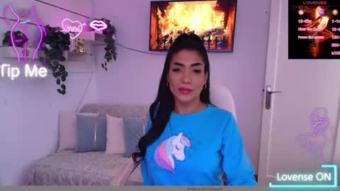 Nicolle Bustamante online show from 02-09-26, 12:42