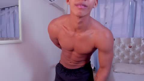 Niico online show from 10-28-25, 07:49