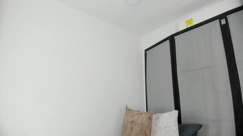 Niicole online show from 03-19-26, 09:08