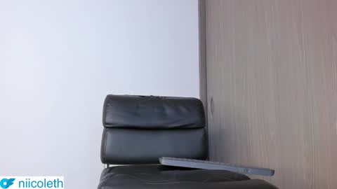 Snapshot of niicoleth_ chatting on 11-12-25, 01:06 Nicoleth Mendez online show from 11-12-25, 01:06