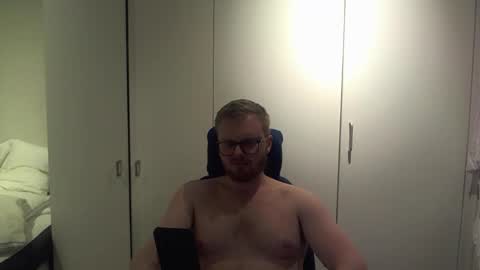 Snapshot of niivpz1 chatting on 05-09-26, 01:55 niivpz1 online show from 05-09-26, 01:55