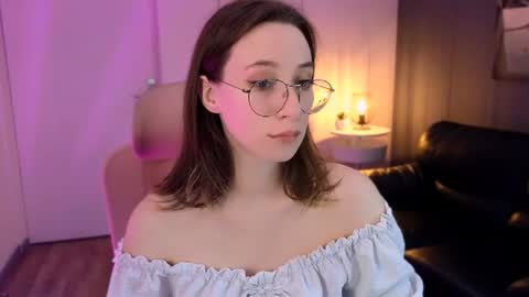 Snapshot of niixi chatting on 06-18-26, 11:31 niixi online show from 06-18-26, 11:31