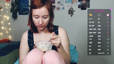 Nika online show from 12-22-25, 01:57