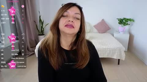 Nika light online show from 10-14-25, 11:11