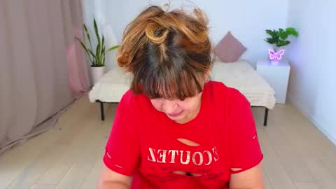 Snapshot of nika_light chatting on 01-17-26, 11:59 Nika light online show from 01-17-26, 11:59