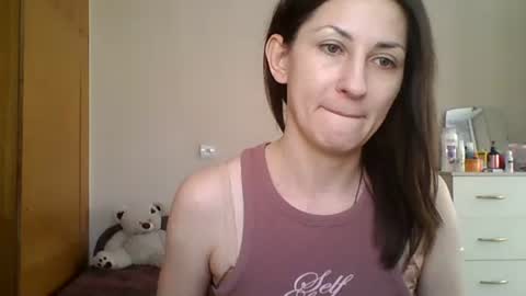 Snapshot of nika_smily chatting on 05-25-26, 04:40 nika_smily online show from 05-25-26, 04:40