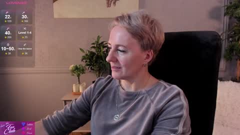 Nika online show from 12-14-24, 11:50