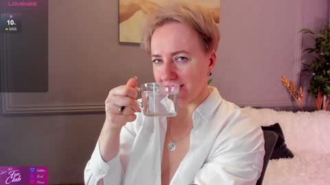 Nika online show from 01-04-25, 08:28