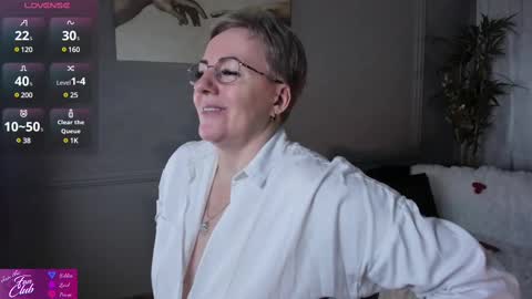 Nika online show from 02-14-25, 08:42