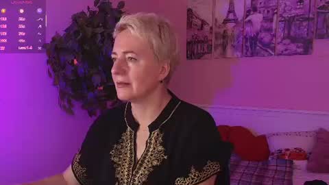 Snapshot of nika_smit chatting on 07-26-26, 06:32 Nika online show from 07-26-26, 06:32