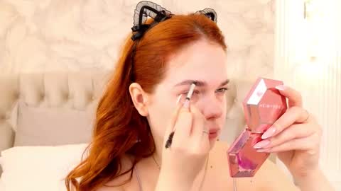 Nika online show from 11-11-25, 02:44