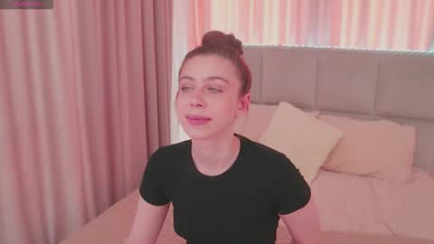 Snapshot of nikaletta chatting on 05-04-26, 09:49 Nika online show from 05-04-26, 09:49