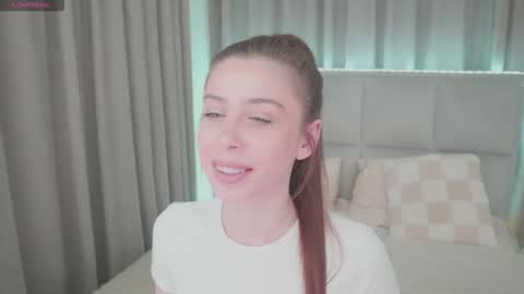 Snapshot of nikaletta chatting on 05-23-26, 12:16 Nika online show from 05-23-26, 12:16