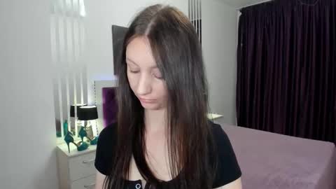NikaLewis online show from 04-17-26, 04:48