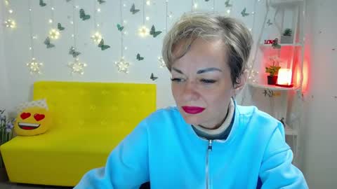 Snapshot of nikamayu chatting on 04-19-26, 05:18 Nika online show from 04-19-26, 05:18