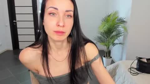 Nika online show from 01-25-25, 08:42