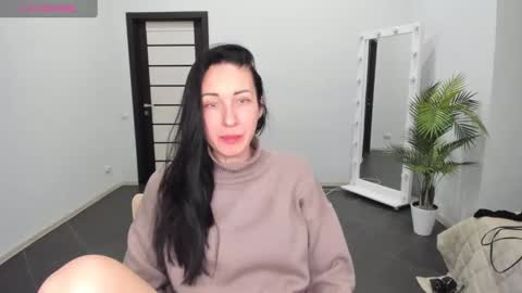 Nika online show from 02-16-25, 04:42