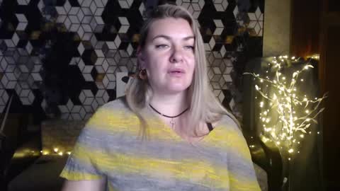 Nika online show from 03-20-26, 09:41