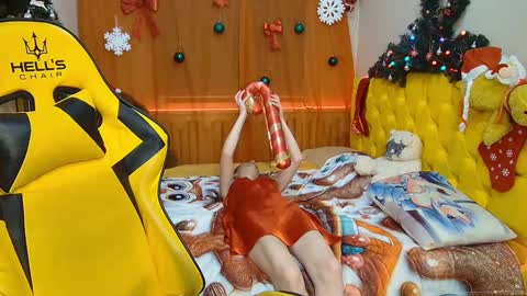 nikastarkk online show from 12-27-24, 11:53